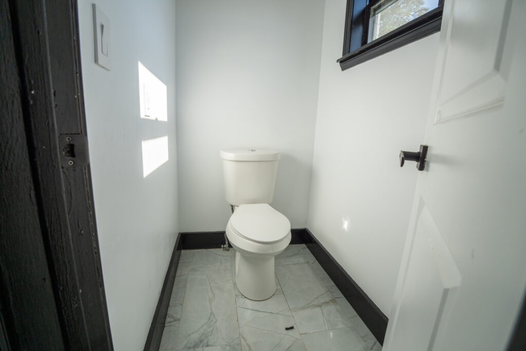 Oriole Drive House — photo 11